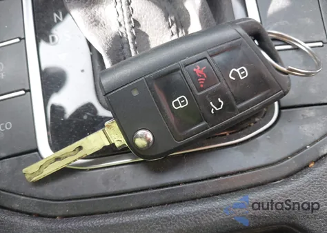 2020 Volkswagen Jetta 1.4T R-Line/1.4T S/1.4T Se from USA, damaged, VIN 3VWCB7BU0LM033482